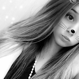 Meet your Posher, Abigail